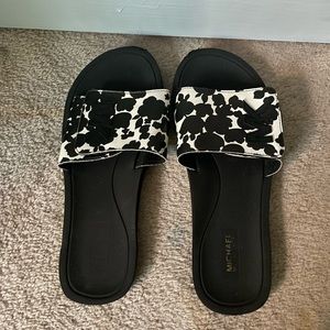 Michael Kors Floral slides